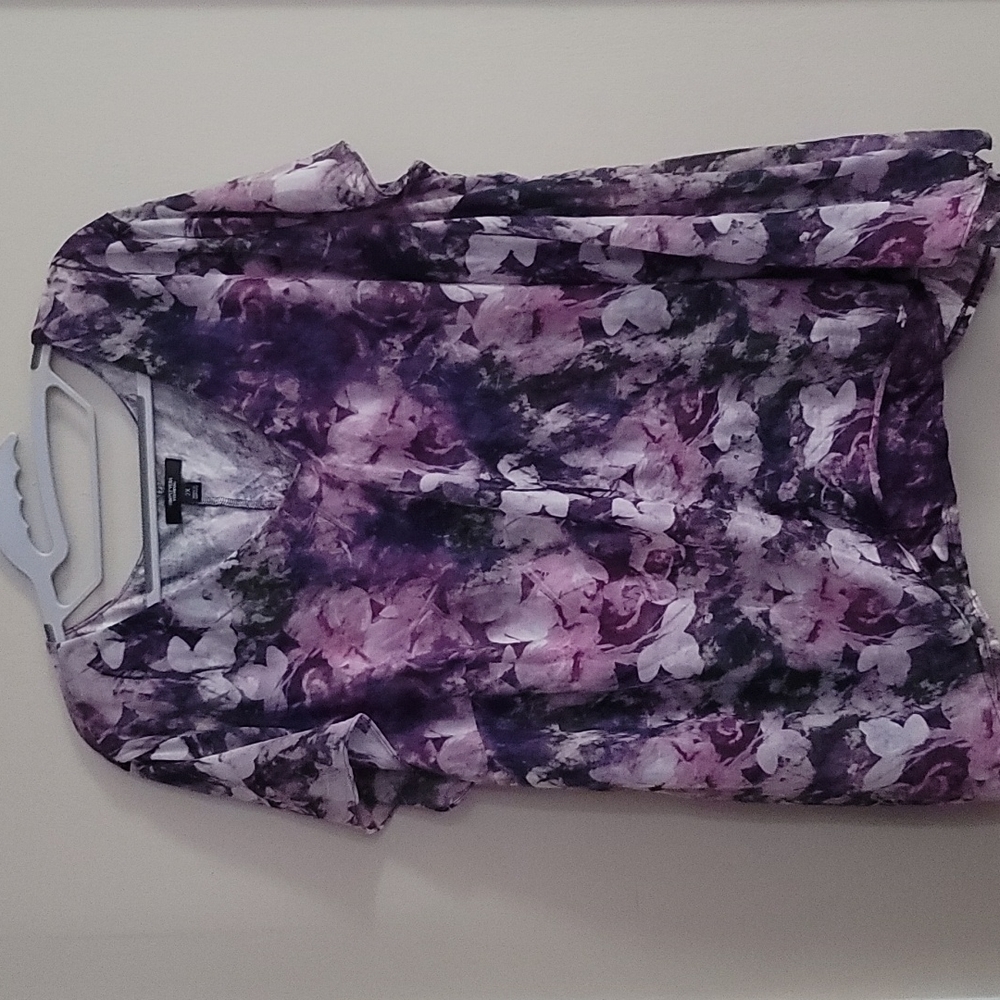 Used Vera Wang top 2X